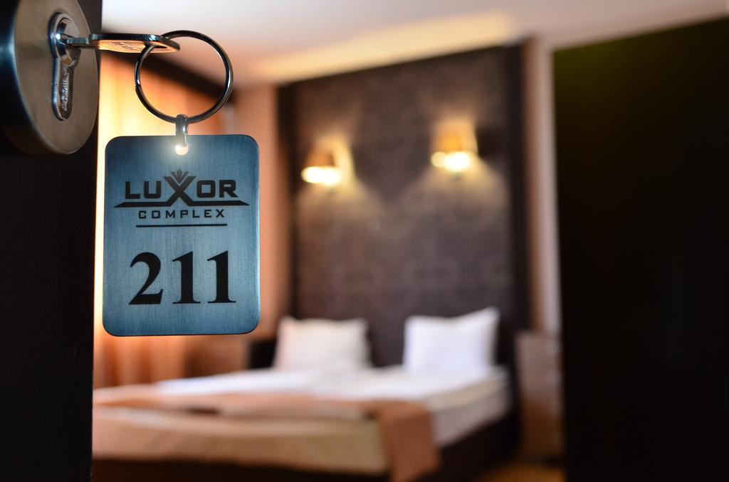 Luxor Complex Ivaylovgrad Bilik gambar